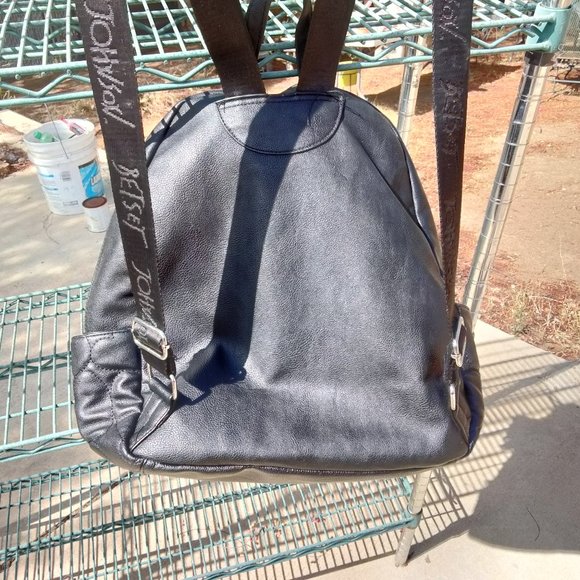 BETSEY JOHNSON Backpack Black Bowtie Mauve Front Used Quilted Hearts - Picture 4 of 15